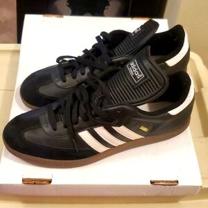 Mens Adidas Samba Sneakers Size 13 Like New